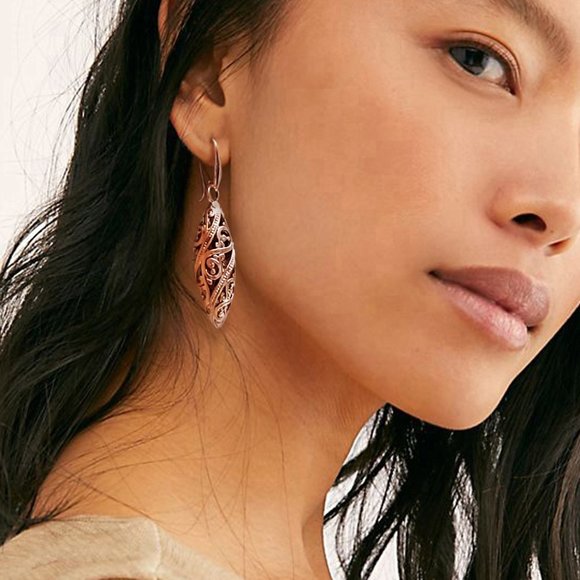 Free People Jewelry Silver Earrings Floral Filigree Bullet Pendan Boho - Picture 1 of 8